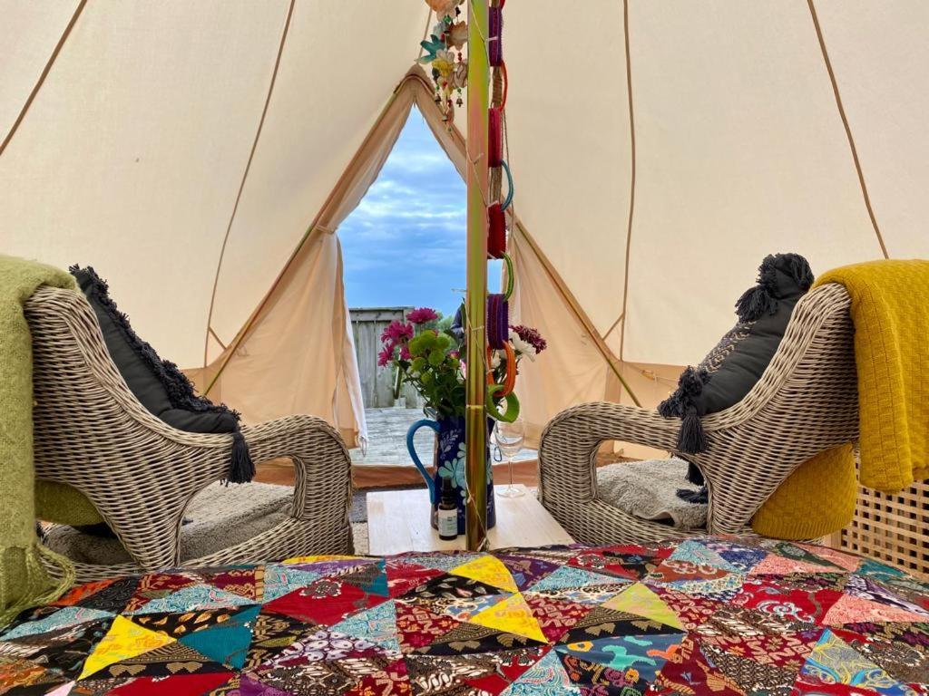 Coastal Stay Bell Tent Porthgain ภายนอก รูปภาพ